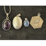 4x Silver pendants