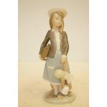 Lladro 5218 figure of a girl with original box