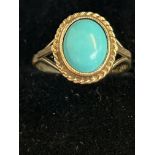 9ct gold ring set with turquoise stone Size M 2.2g