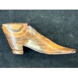 Early Victorian wooden shoe snuff box