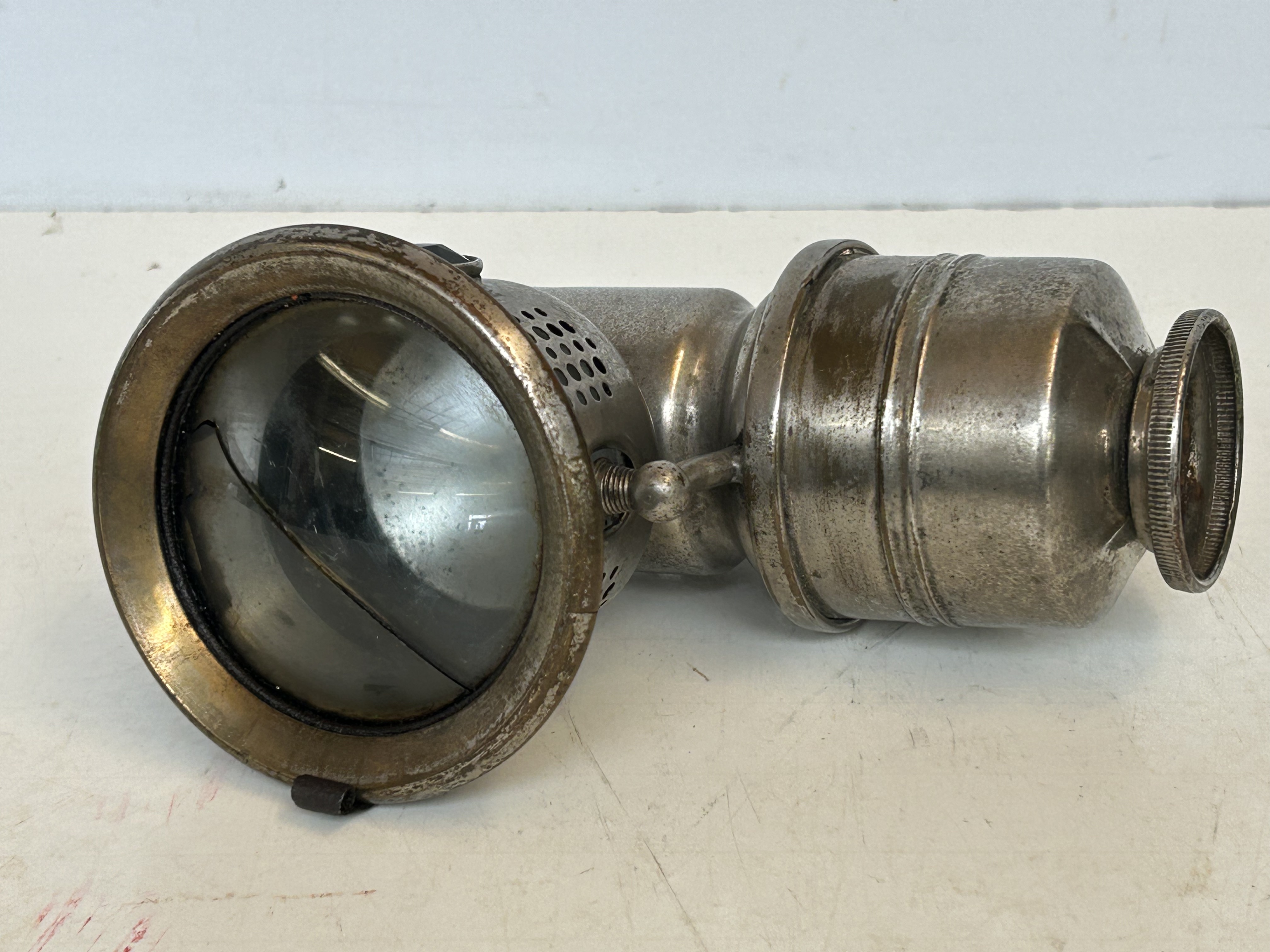 Lucas carbide car lamp