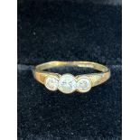 9ct Gold ring set with 3 cz stones Size O 1.6g