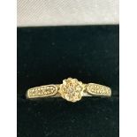 9ct Gold ring set with diamonds 1.6g Size M