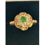 9ct gold ring set with green & cz stones 2.4g Size