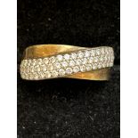 9ct Gold band ring set with cz stones 2.1g Size O