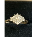 9ct Gold diamond cluster ring Size M 1.9g