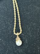 9ct Gold rope chain with pearl & diamond pendant W