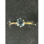 9ct Gold blue stone solitaire ring Size O 1.5g