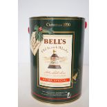 Bells Scotch whisky Christmas 1990 porcelain finis