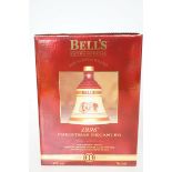 Bells Scotch whisky 1996 christmas decanter porcel