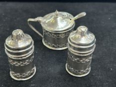Silver cruet set - All with blue glass liners -Tot