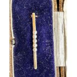 9ct Gold & pearl pin brooch