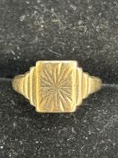 9ct Gold signet ring Size G