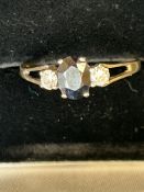 9ct Gold ring set wth sapphires & 2 cz stones Size