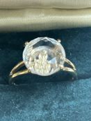 9ct Gold solitaire ring (Uri Geller) Size U 3.9g