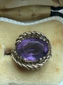 9ct Gold large amethyst stone ring Size M 5.3g