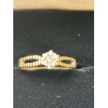 9ct Gold diamond solitaire ring Size Q 2.4g