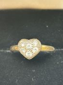 9ct Gold heart shaped ring set with cz stones Size