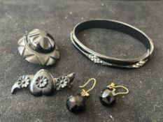 Collection of Jet jewellery