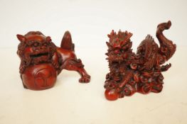 Pair of resin foo dogs - 1 A/F