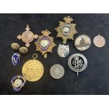 Collection of badges & medals to include British L