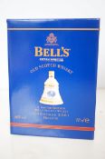 Bells Scotch whisky limited edition Christmas 2001