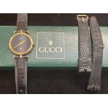 Ladies Gucci wristwatch with box & spare leather s