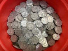Large collection of 2 shilling coins