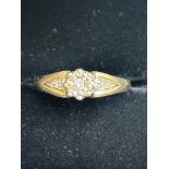 9ct gold ring set with diamonds Size O 2.7g