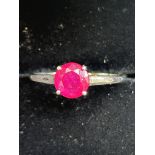 9ct White gold ring set with red gem stone Size S 1.9g