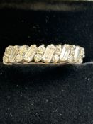 9ct Gold ring set with cz stones Size M 2g