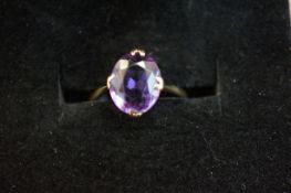9ct Gold ring set with amethyst Size N