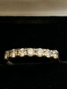 9ct Gold ring set with 7 cz stones Size M 2.3g