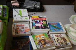 Collection of Nintendo Ds & Wii games to include N