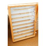 Large model display case 85 x 60 cm