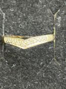 9ct Gold wishbone ring set with diamonds Size O 1.