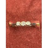 18ct Gold ring 3 diamonds set in platinum Size O