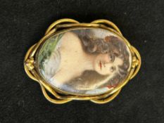 Hand painted pinch-beck portrait brooch