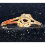 9ct gold ring Size Q