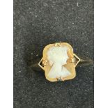 9ct gold cameo ring Size K