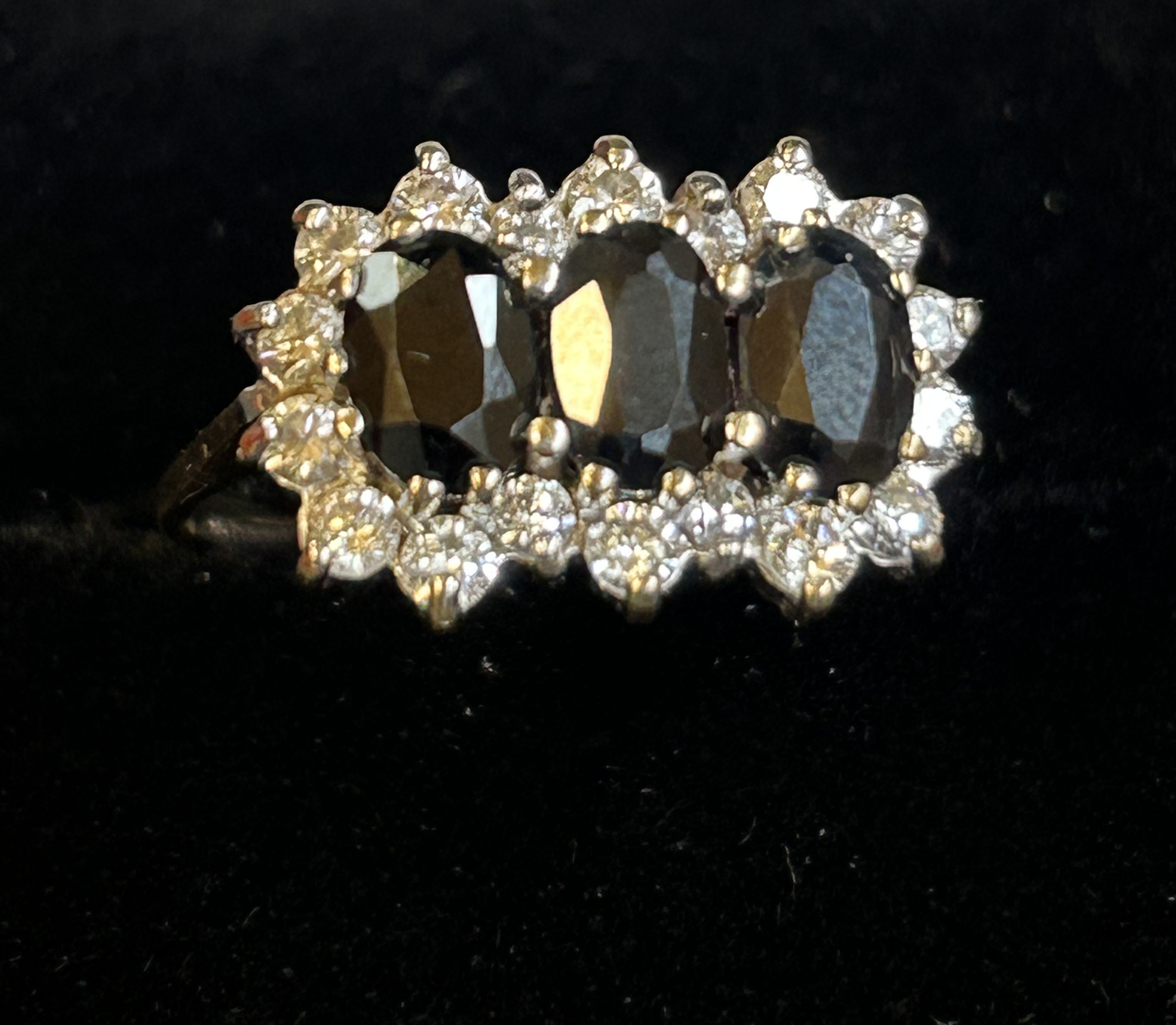 9ct gold ring set with white and blue stones, Size