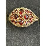 9ct gold ring set with garnets Size N