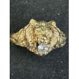 9ct gold lion ring set with white stone in the lio