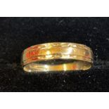 9ct gold wedding band Size L