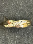 9ct gold ring set with white stones Size N 3 grams