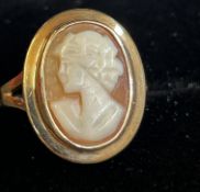 9ct gold cameo ring Size J