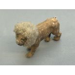 Early nodding lion toy