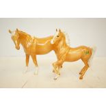 2x Beswick palomino horses