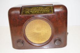 An early Bakelite bush radio