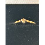 9ct Gold diamond solitaire ring Size K 1.2g